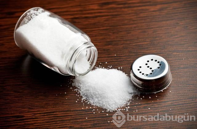 Bu hatalar kemiklerin düşmanı! Günde 3 fincandan fazla içerseniz...
