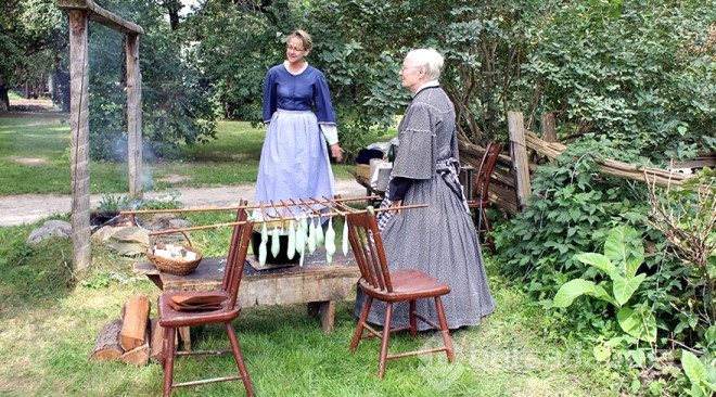  Teknolojiyi ısrarla reddeden mennonitler'in sır gibi sakladıkları yaşamları görüntülendi