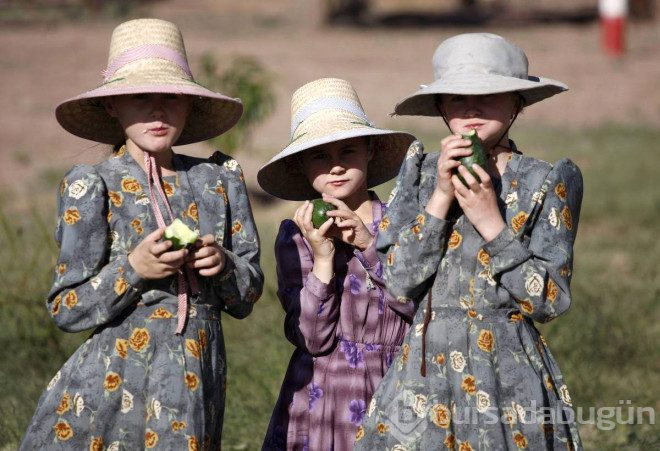  Teknolojiyi ısrarla reddeden mennonitler'in sır gibi sakladıkları yaşamları görüntülendi