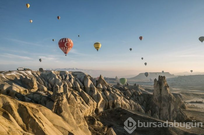 4 yaşındaki çocuklarına dünyanın güzelliklerini göstermek için her şeylerini sattılar