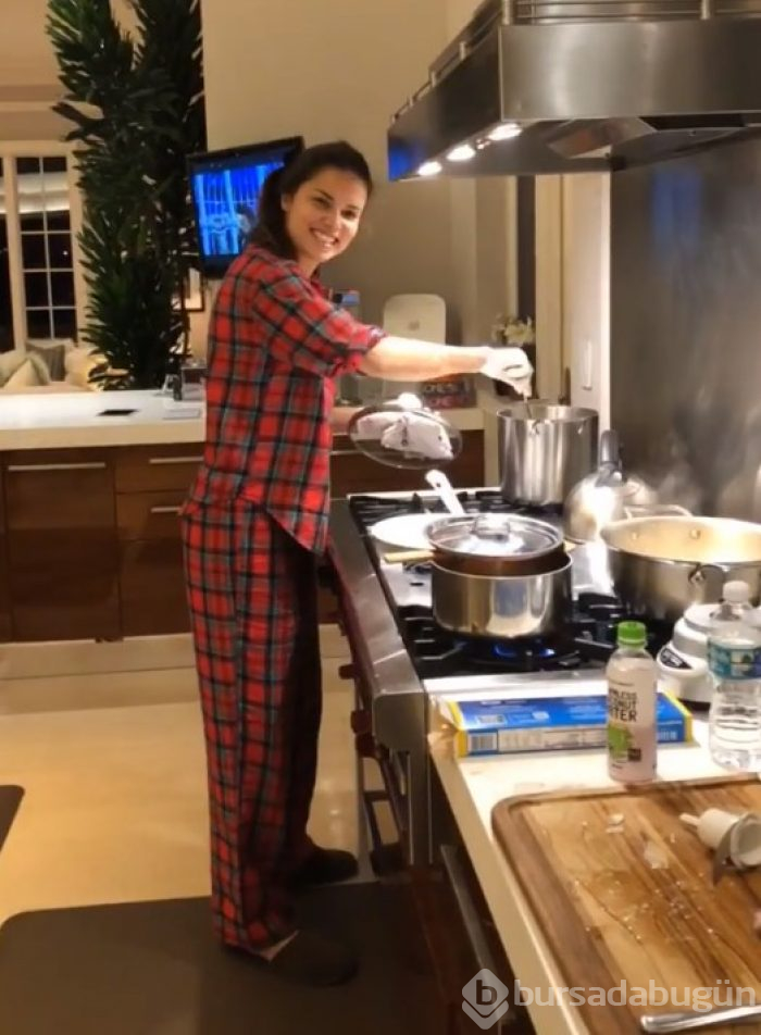 Jennifer Lopez'in ev halleri (Ünlülerin ev halleri)