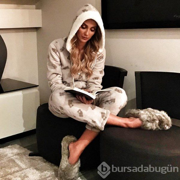Jennifer Lopez'in ev halleri (Ünlülerin ev halleri)