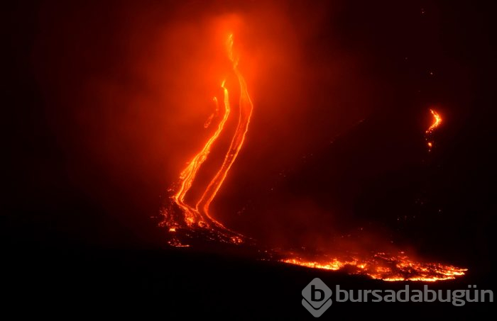 İtalya'da Etna'da sonra Stromboli Yanardağı da faaliyete geçti
