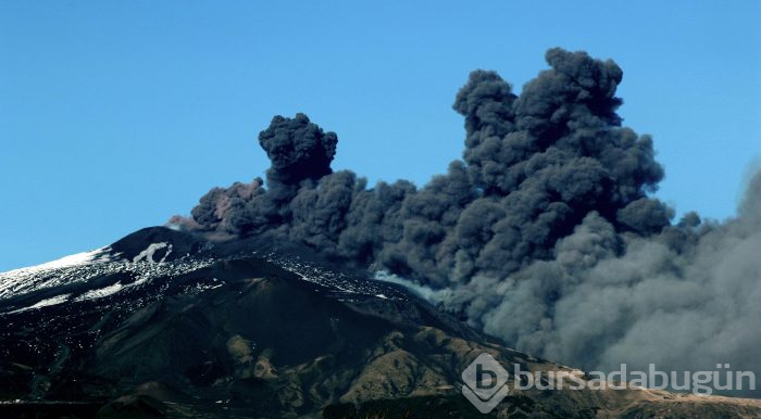 İtalya'da Etna'da sonra Stromboli Yanardağı da faaliyete geçti
