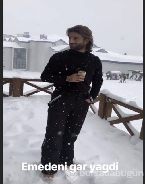 Ebru Şancı eşi Alpaslan Öztürk ve çocuklarıyla Uludağ'da
