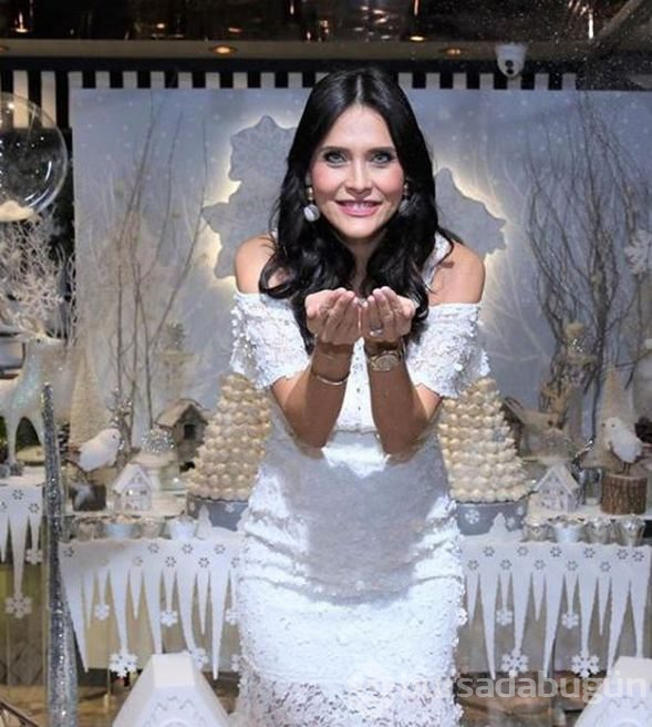 Fatoş Kabasakal kızını bekliyor

