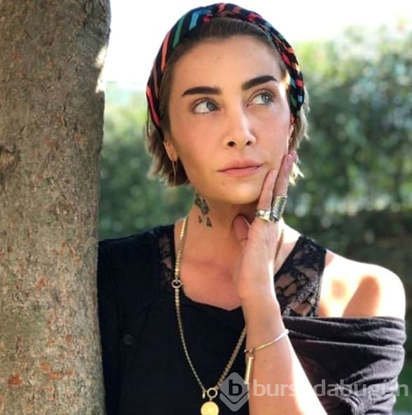 Sıla: Lezbiyen olsam çıkar söylerim
