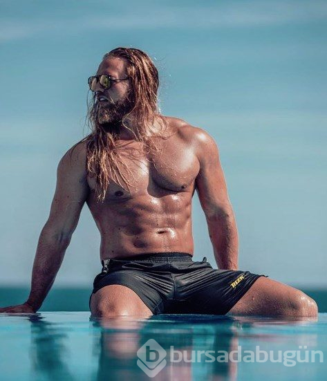 Norveçli fenomen subay Lasse Matberg'den Noel kutlaması
