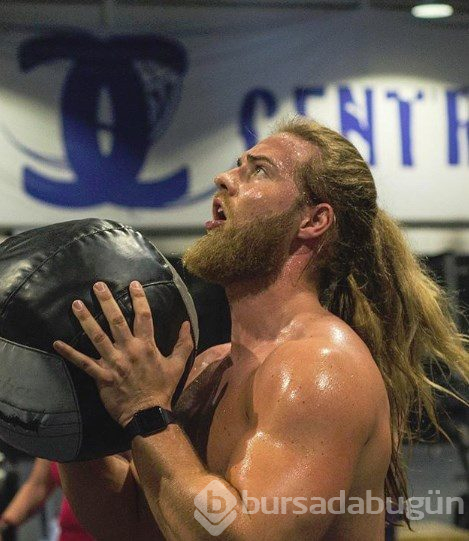 Norveçli fenomen subay Lasse Matberg'den Noel kutlaması