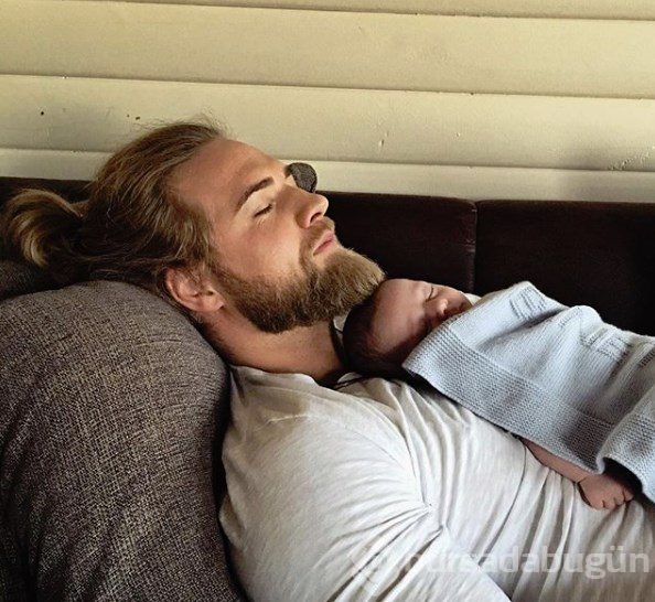 Norveçli fenomen subay Lasse Matberg'den Noel kutlaması