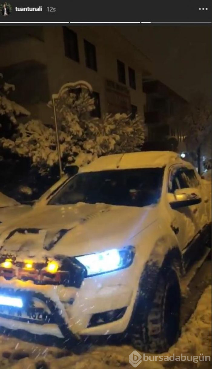 Fahriye'nin kar manzarası!
