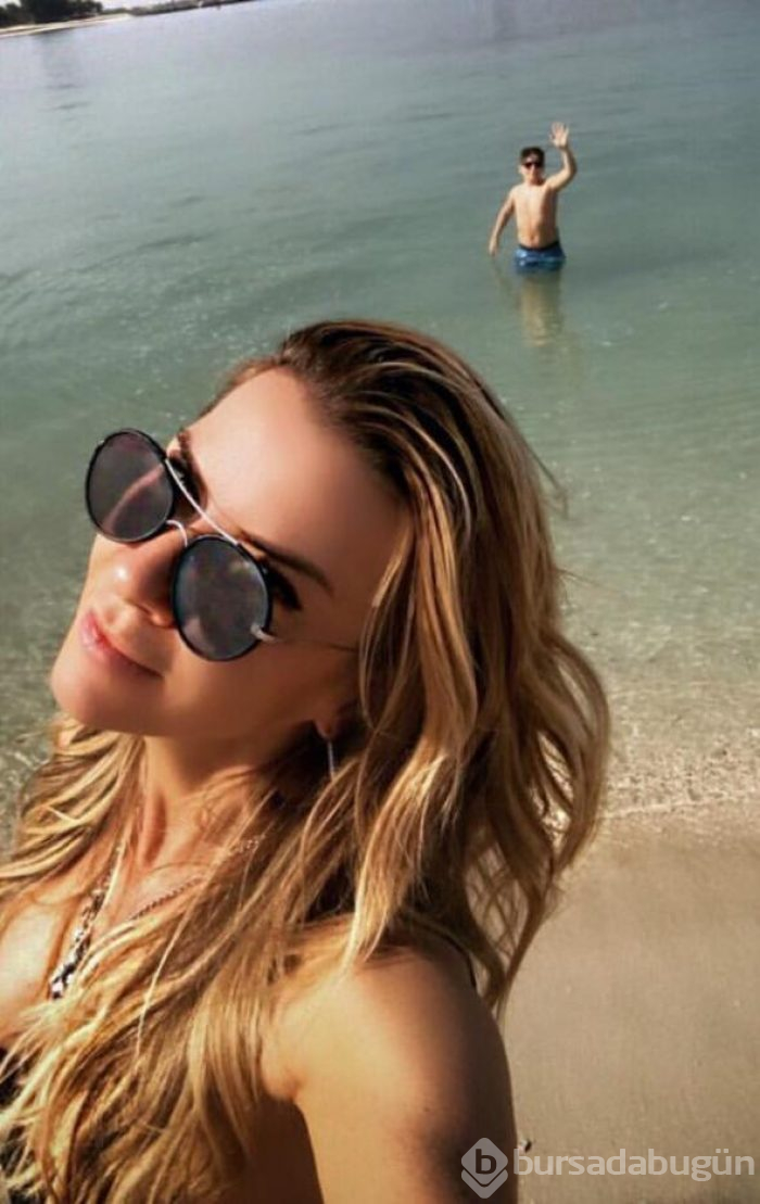 Ivana Sert tatilde!
