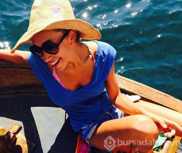 Duygu Sarışın ailesiyle Uludağ'da
