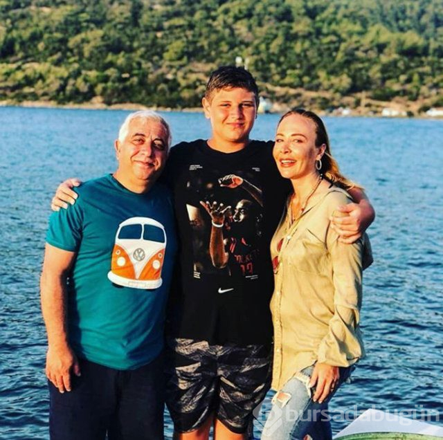 Suat Sungur eşi Ahu Sungur ile evlilik yıldönümünü kutladı
