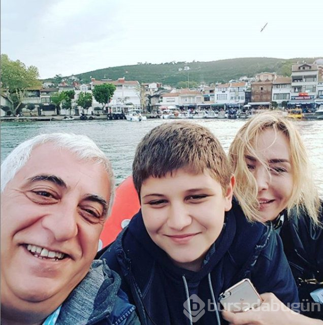 Suat Sungur eşi Ahu Sungur ile evlilik yıldönümünü kutladı
