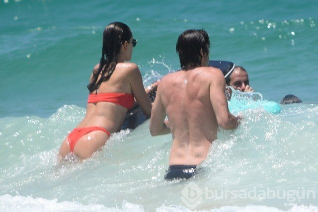 Alessandra Ambrosio Florianopolis tatiline devam ediyor
