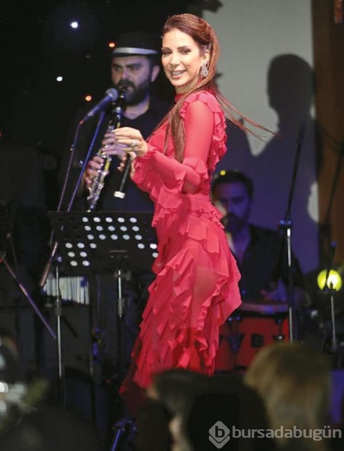 Sahnede şıklık yarışı
