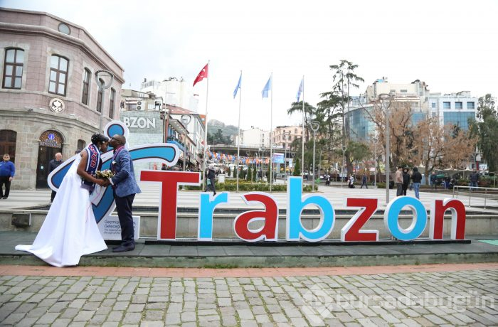 Kamerunlu çift Trabzon'da evlendi
