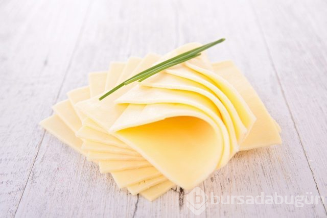 Ne yediğimizi bilmek istiyoruz! Kaşar peyniri ile tost peyniri arasındaki fark nedir?
