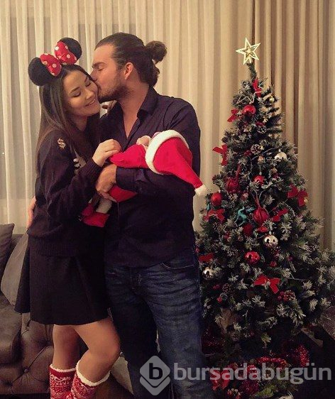 Ünlülerin yeni yıl paylaşımları