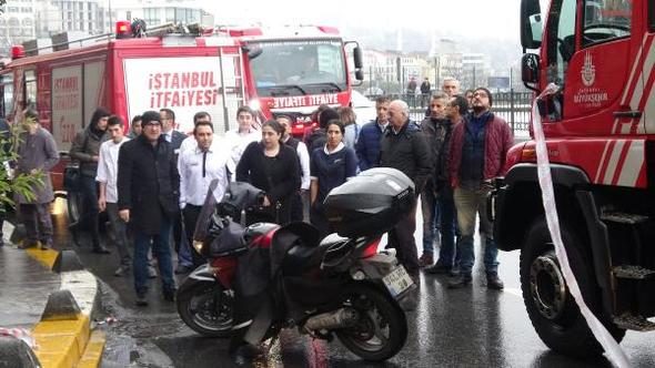 Beyoğlu'nda otelde yangın
