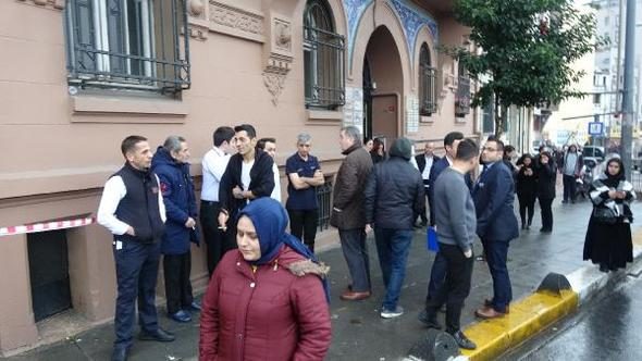 Beyoğlu'nda otelde yangın
