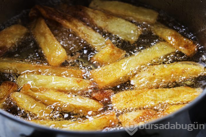 Dünyaca ünlü fast food zincirinde kola ve patates skandalı
