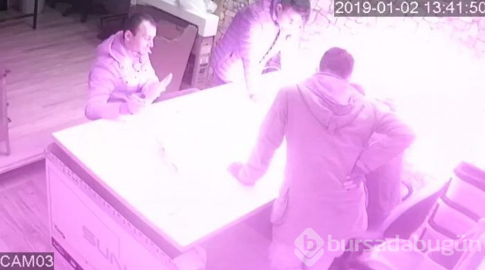 Tamir ederken elinde patladı
