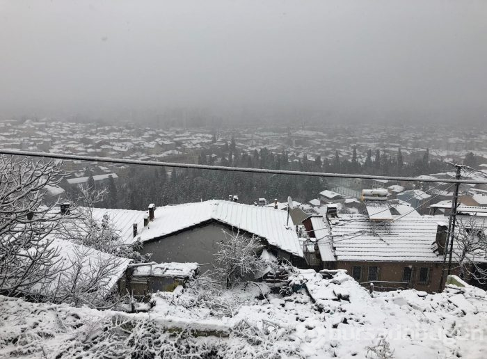 Bursa'yı kar vurdu!