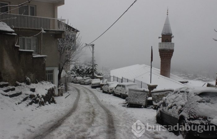 Bursa'yı kar vurdu!