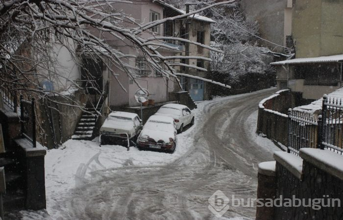 Bursa'yı kar vurdu!