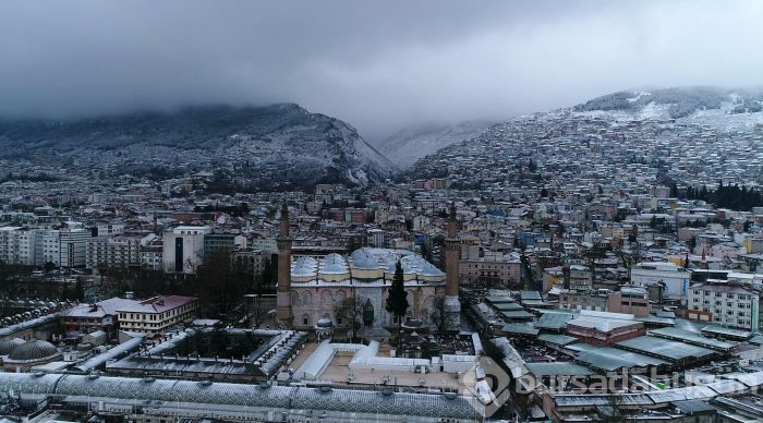 Bursa'yı kar vurdu!