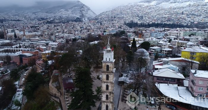 Bursa'yı kar vurdu!