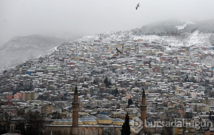 Bursa'da kar yağışının ardından kartpostallık görüntüler...