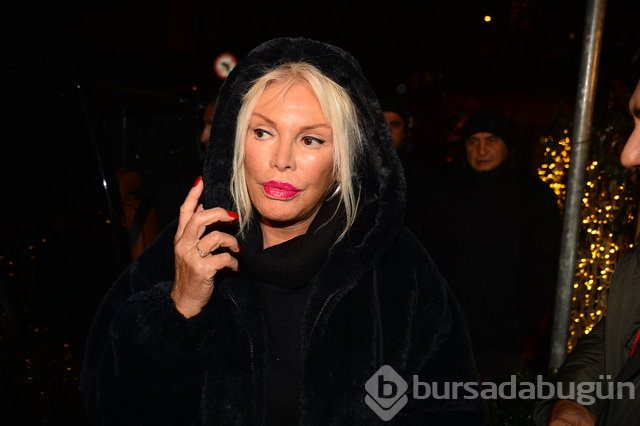  Ajda Pekkan: 20 yetmez 500 olsun! 
