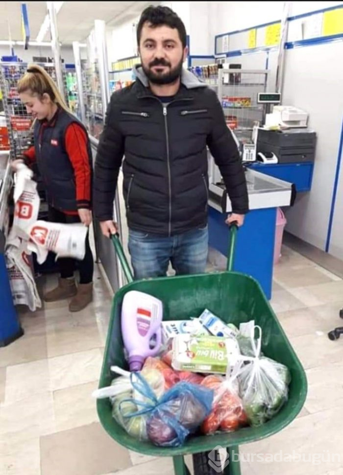 Paralı poşet uygulamasına sosyal medyadan tepki yağdı
