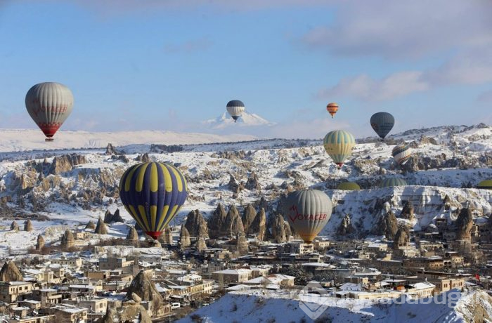  Kapadokya'nın balonları yarım milyon turisti uçurdu 