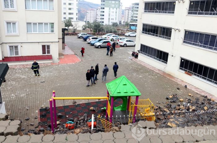  Kahramanmaraş'ta istinat duvarı çöktü 