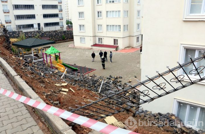  Kahramanmaraş'ta istinat duvarı çöktü 