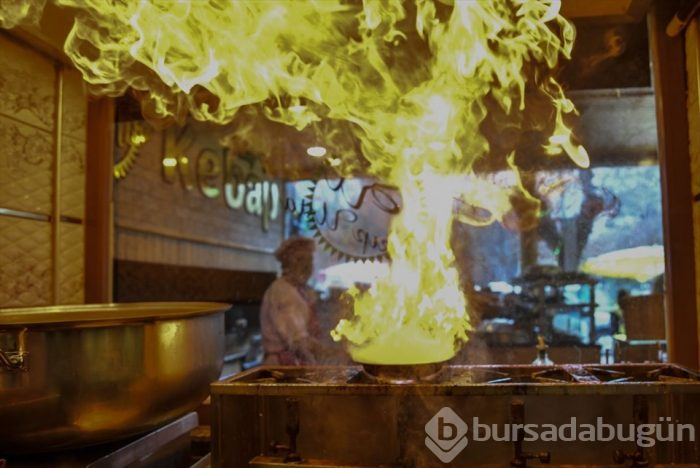 Mideyi de gönlü de doyuran tatil rotası: Gaziantep ve Şanlıurfa