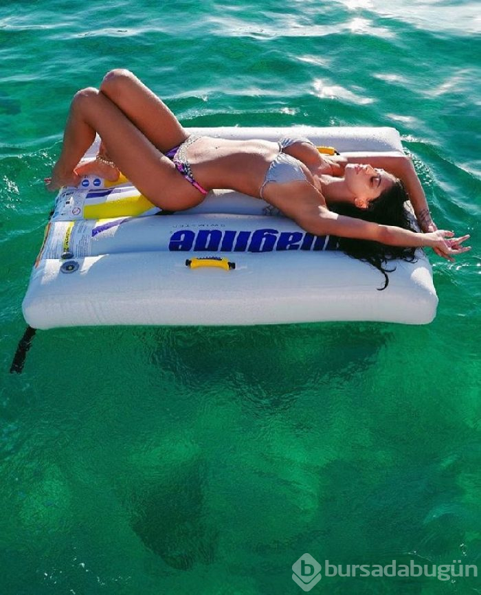 Belen Rodriguez'in keyfi yerinde
