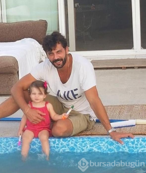 Ünlü oyuncu canlı yayında itiraf etti: Erkeklerden de kadınlardan da ahlaksız teklifler aldım!
