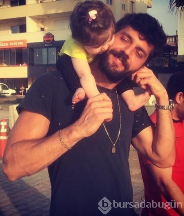 Ünlü oyuncu canlı yayında itiraf etti: Erkeklerden de kadınlardan da ahlaksız teklifler aldım!
