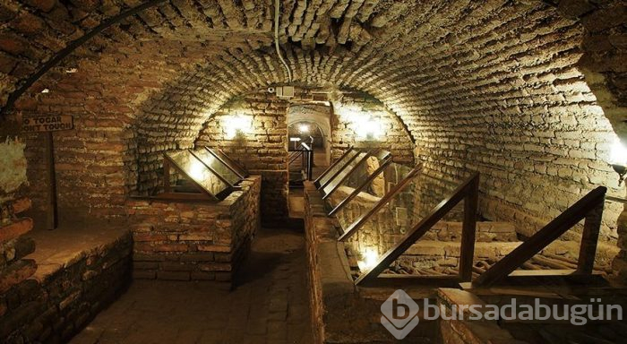 500 yıllık manastırda 75 bin insanın kemikleri yer alıyor