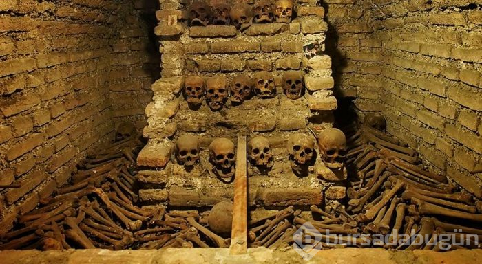 500 yıllık manastırda 75 bin insanın kemikleri yer alıyor