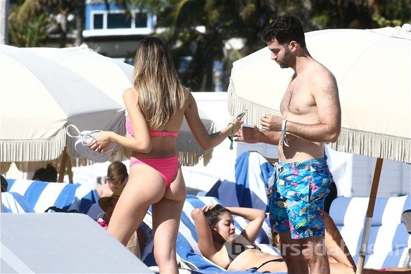 Jasmine Tosh Miami'de