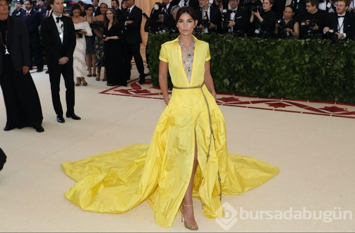 Lily Aldridge doğum için gün sayıyor