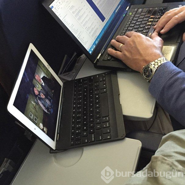 Yolcuların utandıran anlarını Instagram'dan deşifre ediyor