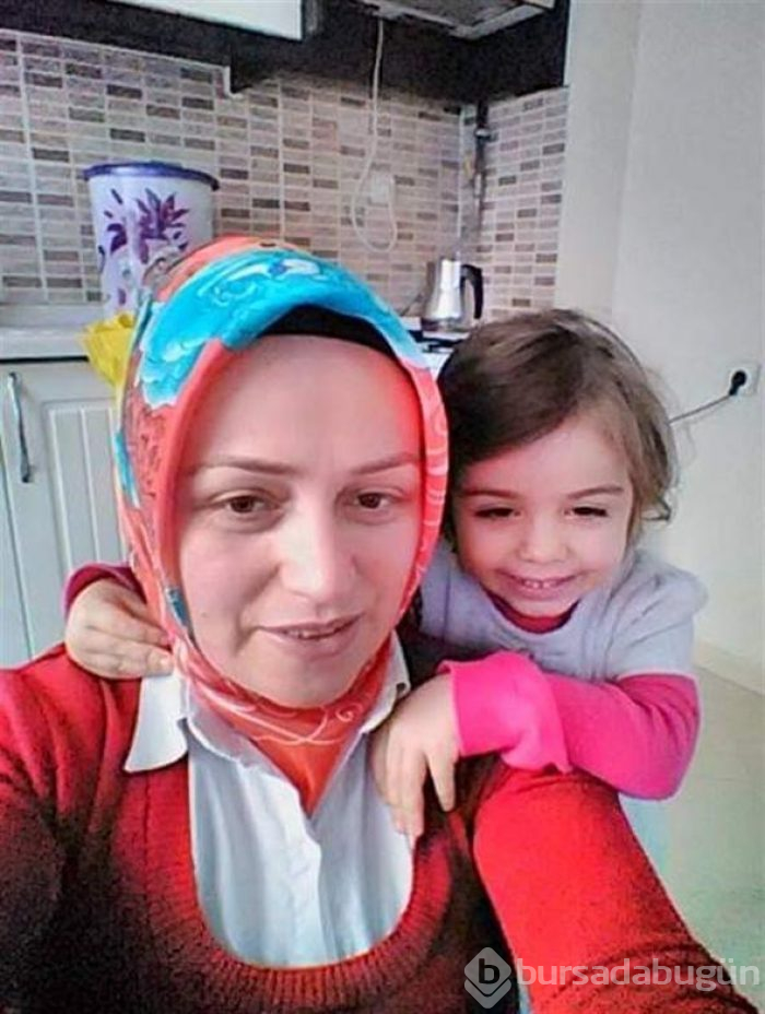 Zeytin çekirdeği küçük kızı felç etti
