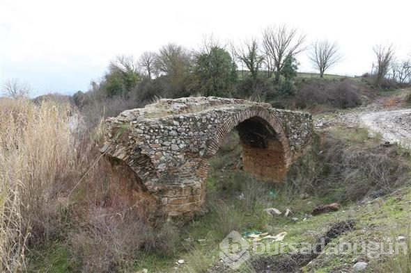 Tarihi mescitte restorasyon skandalı: Kaş yapayım derken göz çıkarmışlar
